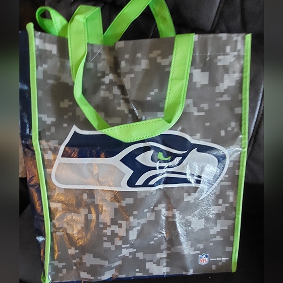 You Mad Bro Seahawks hoodie & NEW FREE reusable bag! - Picture 9 of 10